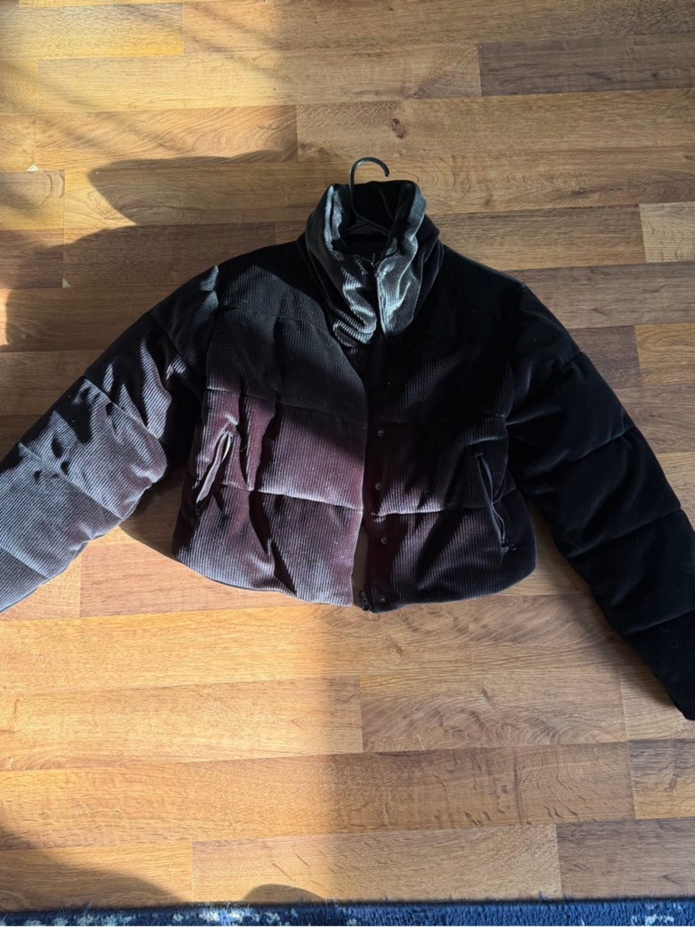 Alo Yoga Ribbed Velour Gold Rush Puffer